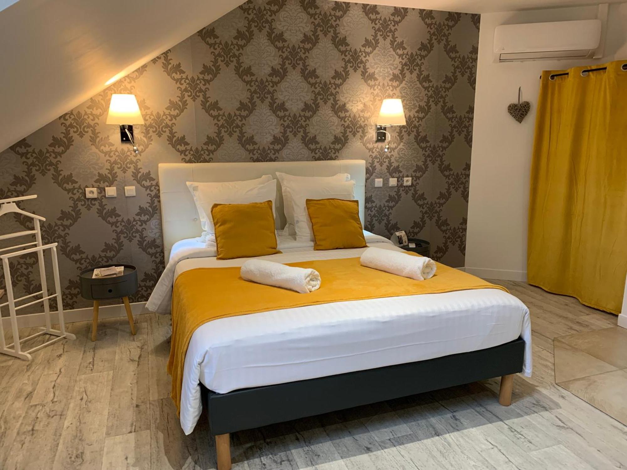 Le Manoir De Pierre Levee, The Originals Collection Hotel Tournon-Saint-Martin ภายนอก รูปภาพ